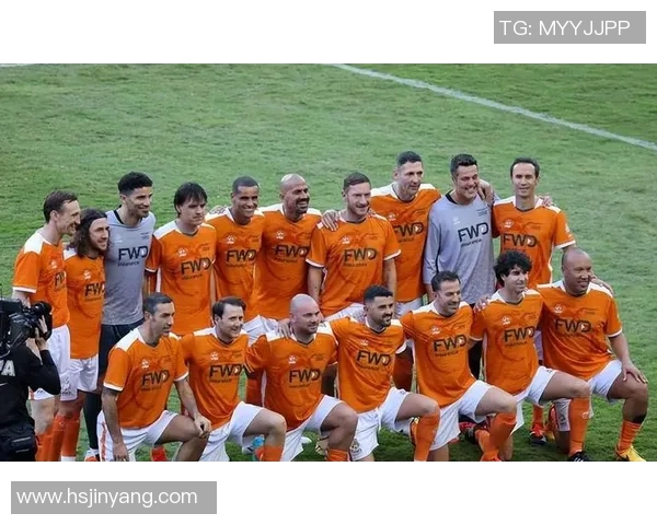 全球足球巨星齐聚一堂共同庆祝足球盛宴的精彩瞬间大合照