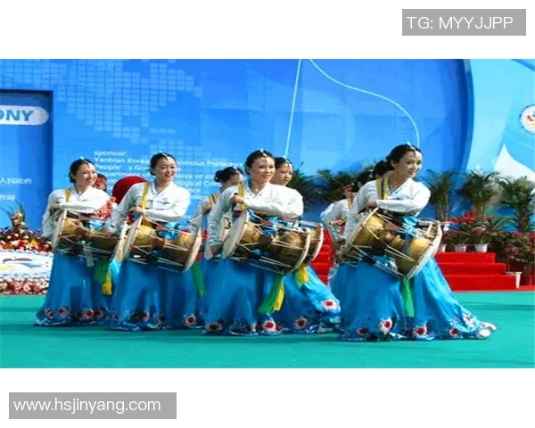 足球明星在中国品尝地道美食的奇妙之旅与文化体验 足球明星在中国品尝地道美食的奇妙之旅与文化体验