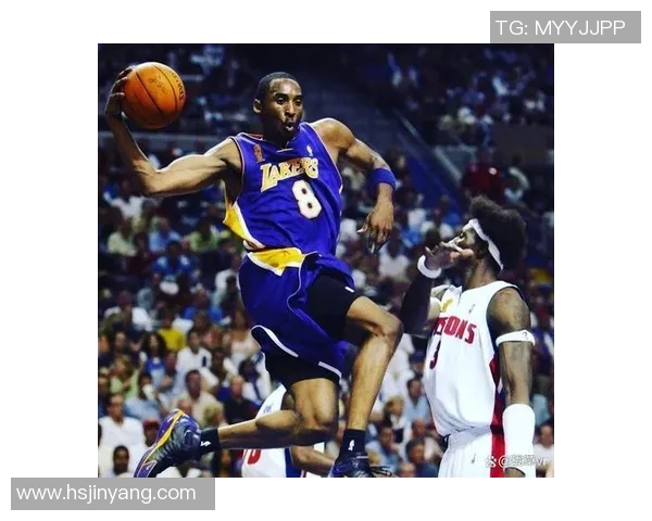 明星与篮球明星同场竞技展现球技与魅力的精彩瞬间